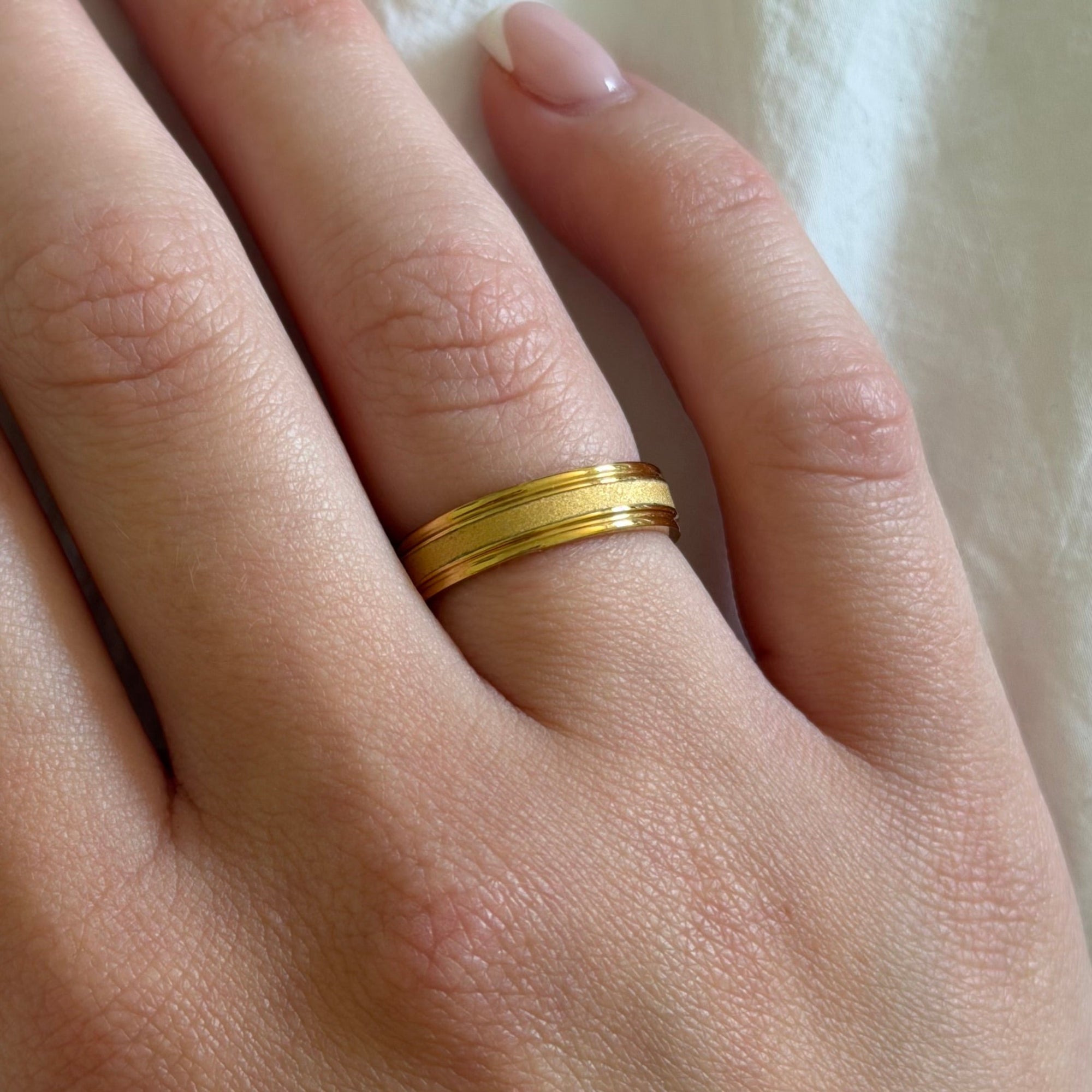 St. Tropez Ring - EVRYJEWELS