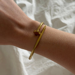 Hold Me Tight Bangle - EVRYJEWELS
