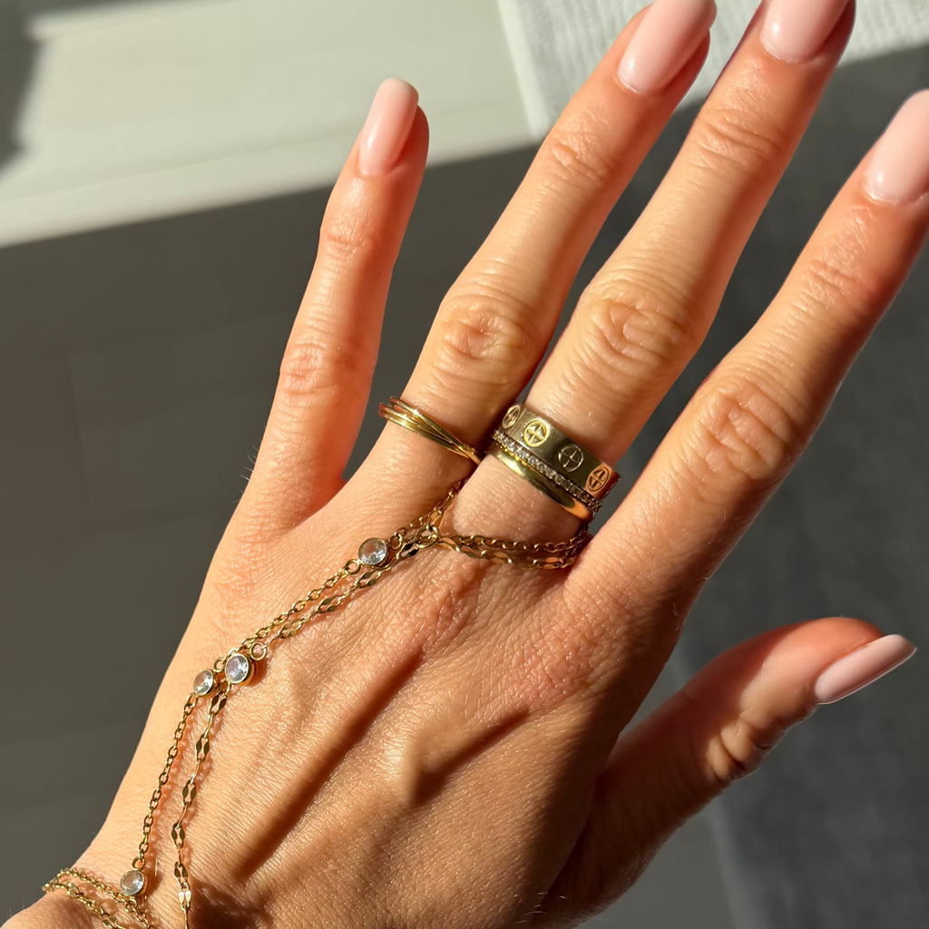 Viral Hand Chains: Anti Tarnish Waterproof