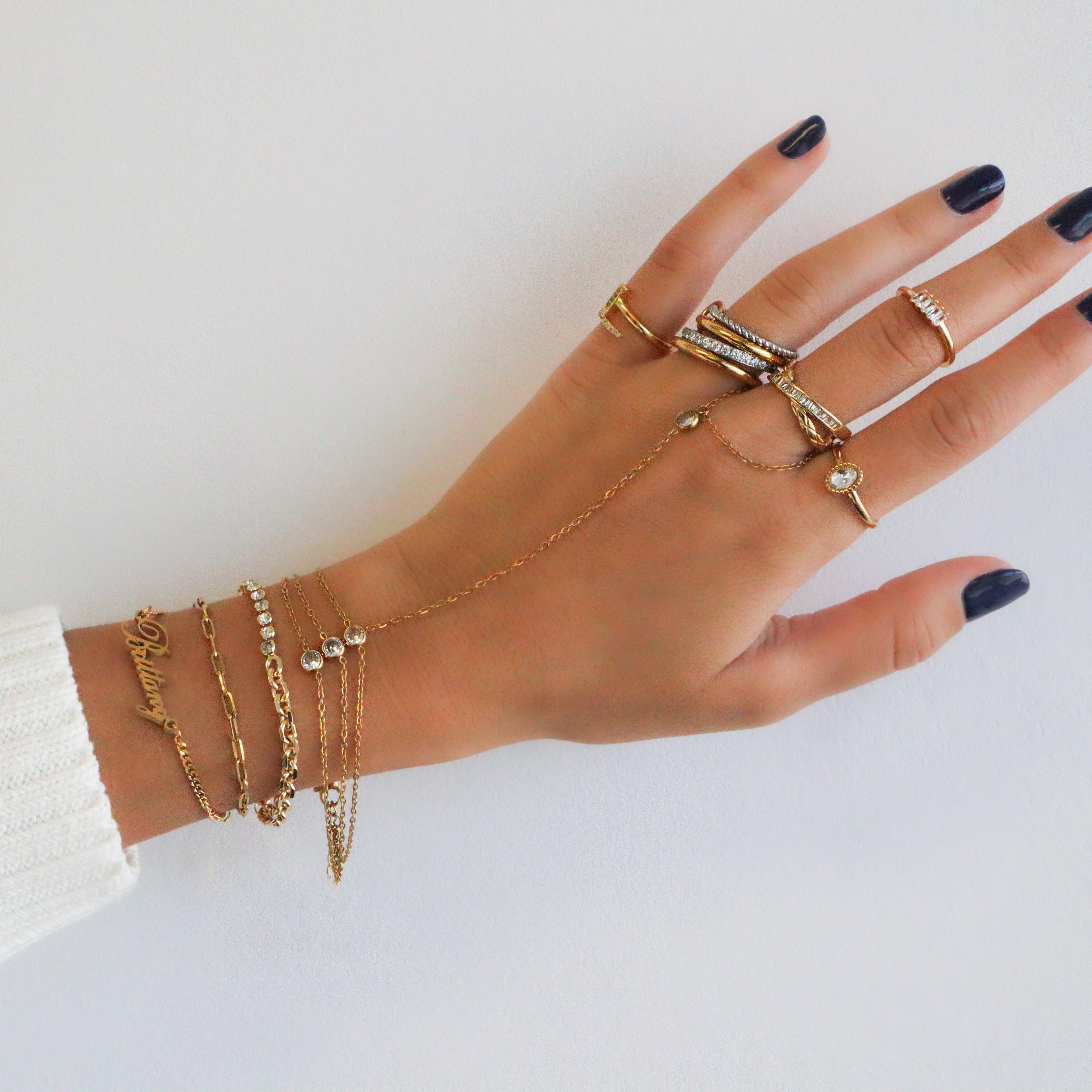 Viral Hand Chains: Anti Tarnish Waterproof - EVRYJEWELS