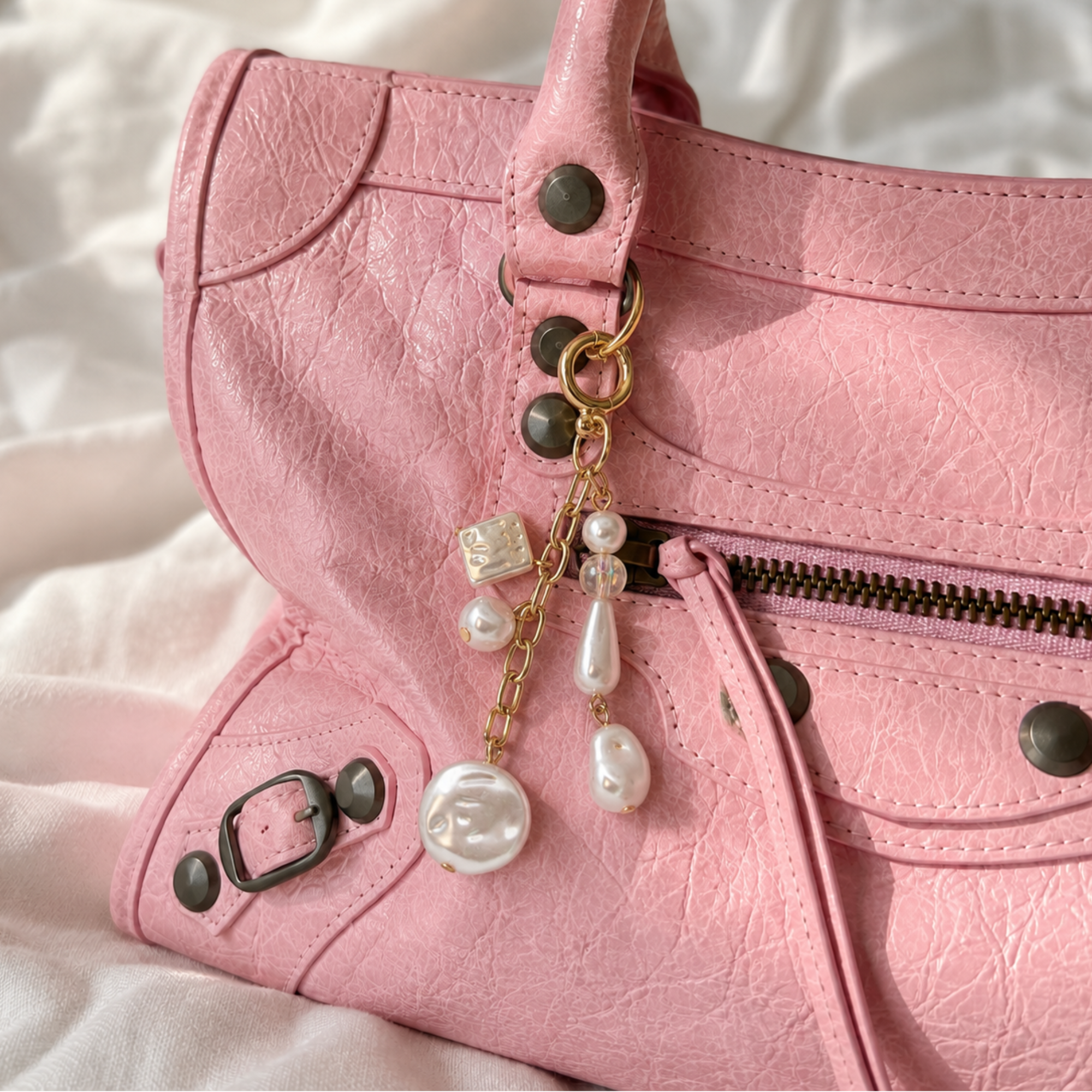 Pearly Bag Charm - EVRYJEWELS