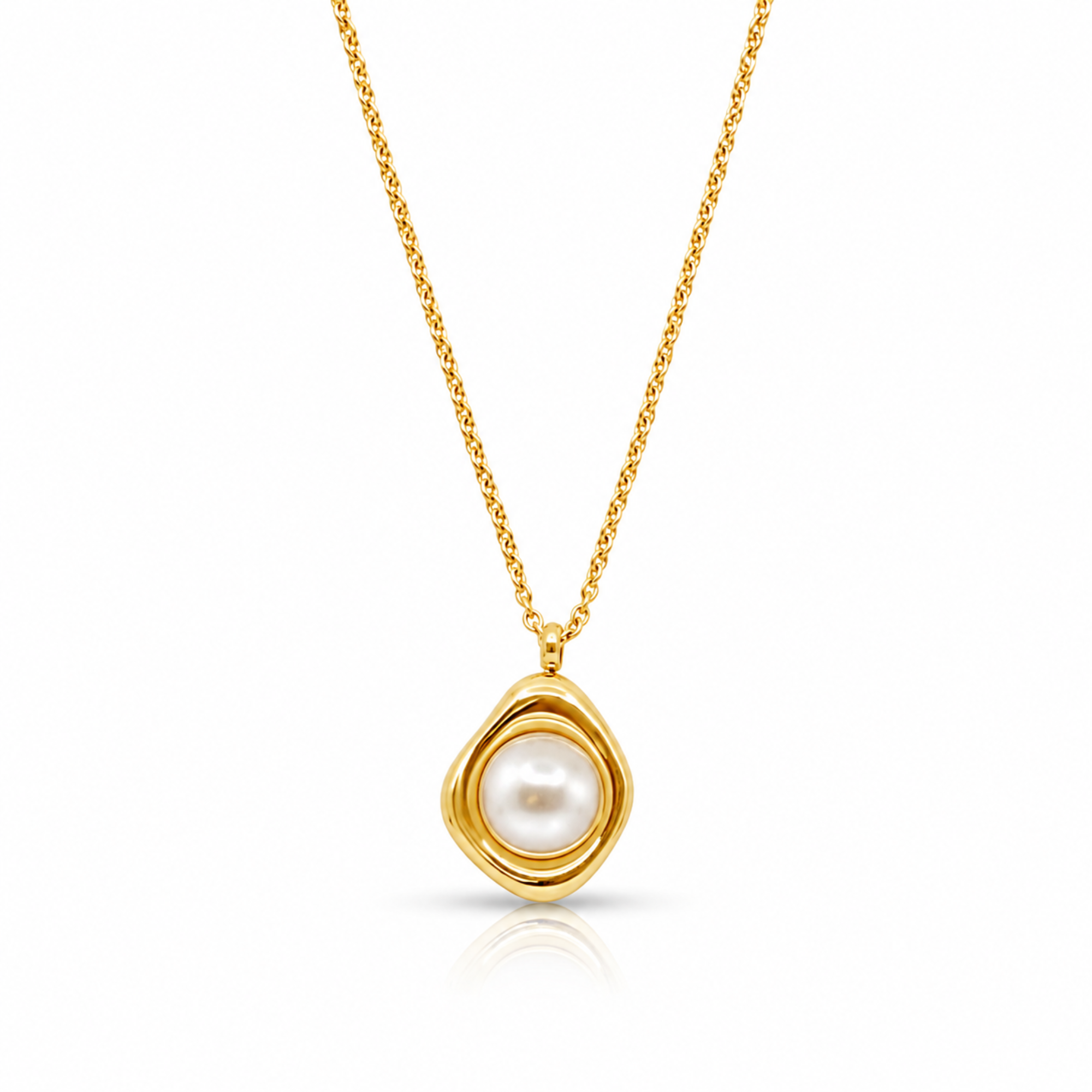 Pretty Pearl Aura Necklace