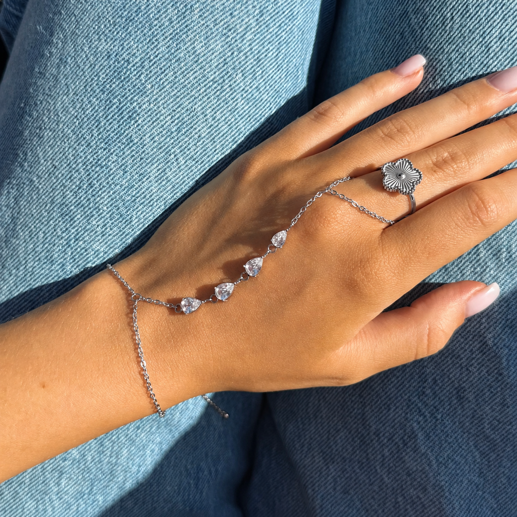 The Slide On Hand Chain Collection - EVRYJEWELS