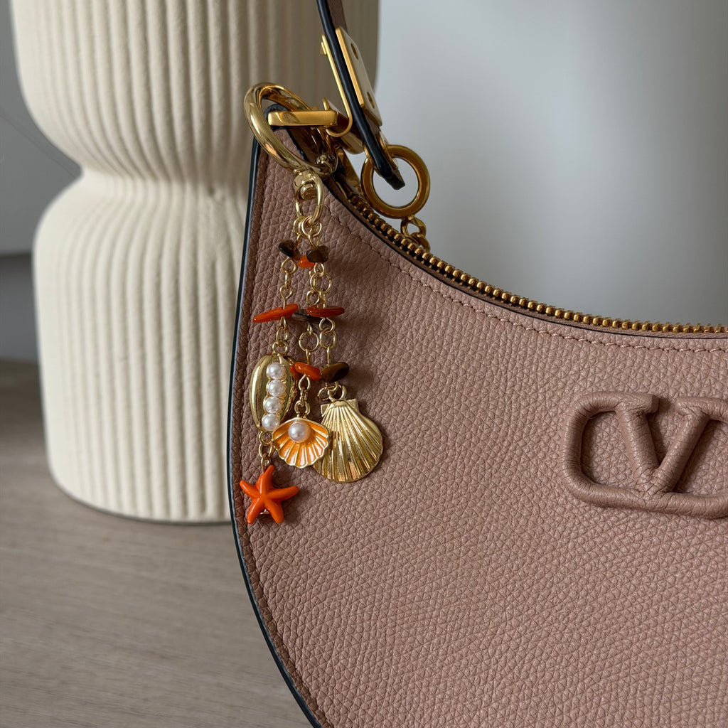 Shelly Bag Charm - EVRYJEWELS