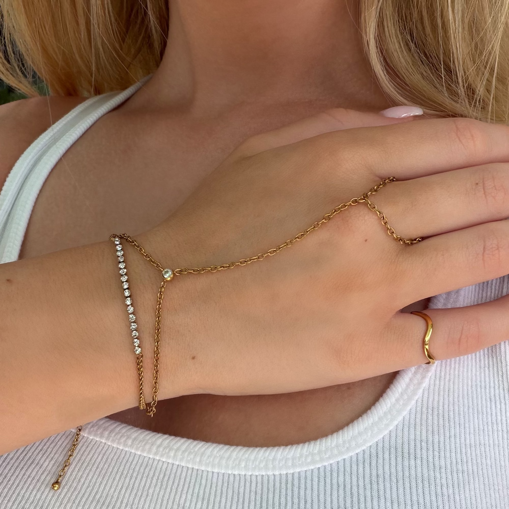 Dahlia Hand Chain - EVRYJEWELS