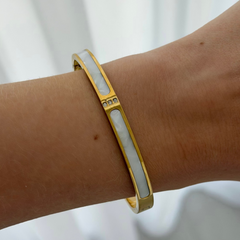 Cloud Dancer Bangle - EVRYJEWELS