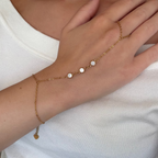 Twinkling Hand Chain - EVRYJEWELS