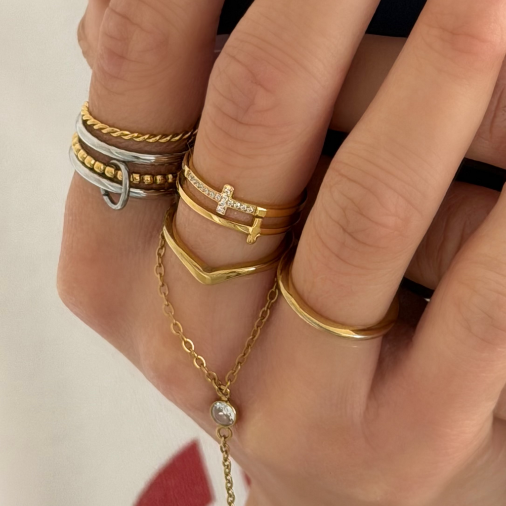Divine Darling Cross Ring