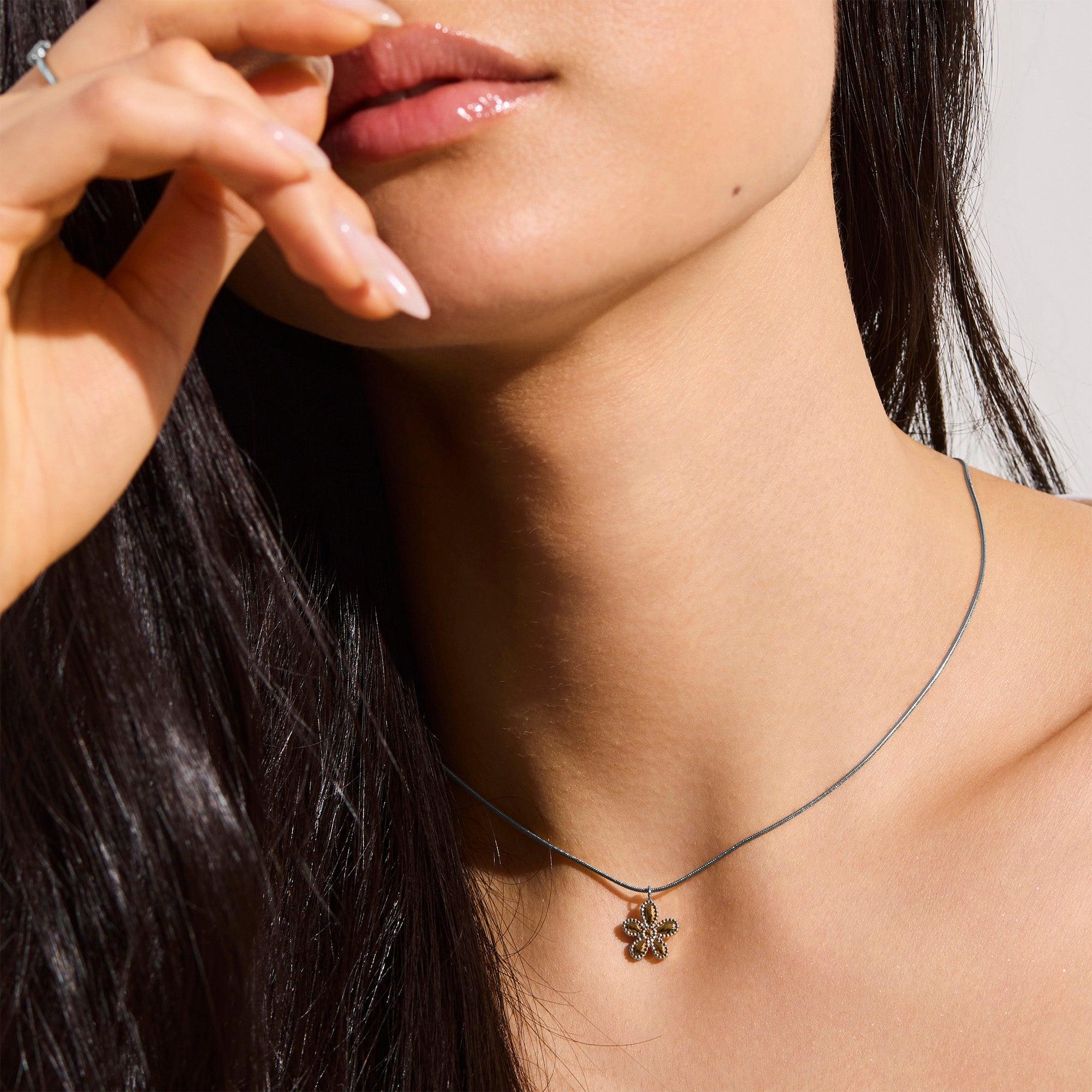 Petunia Necklace