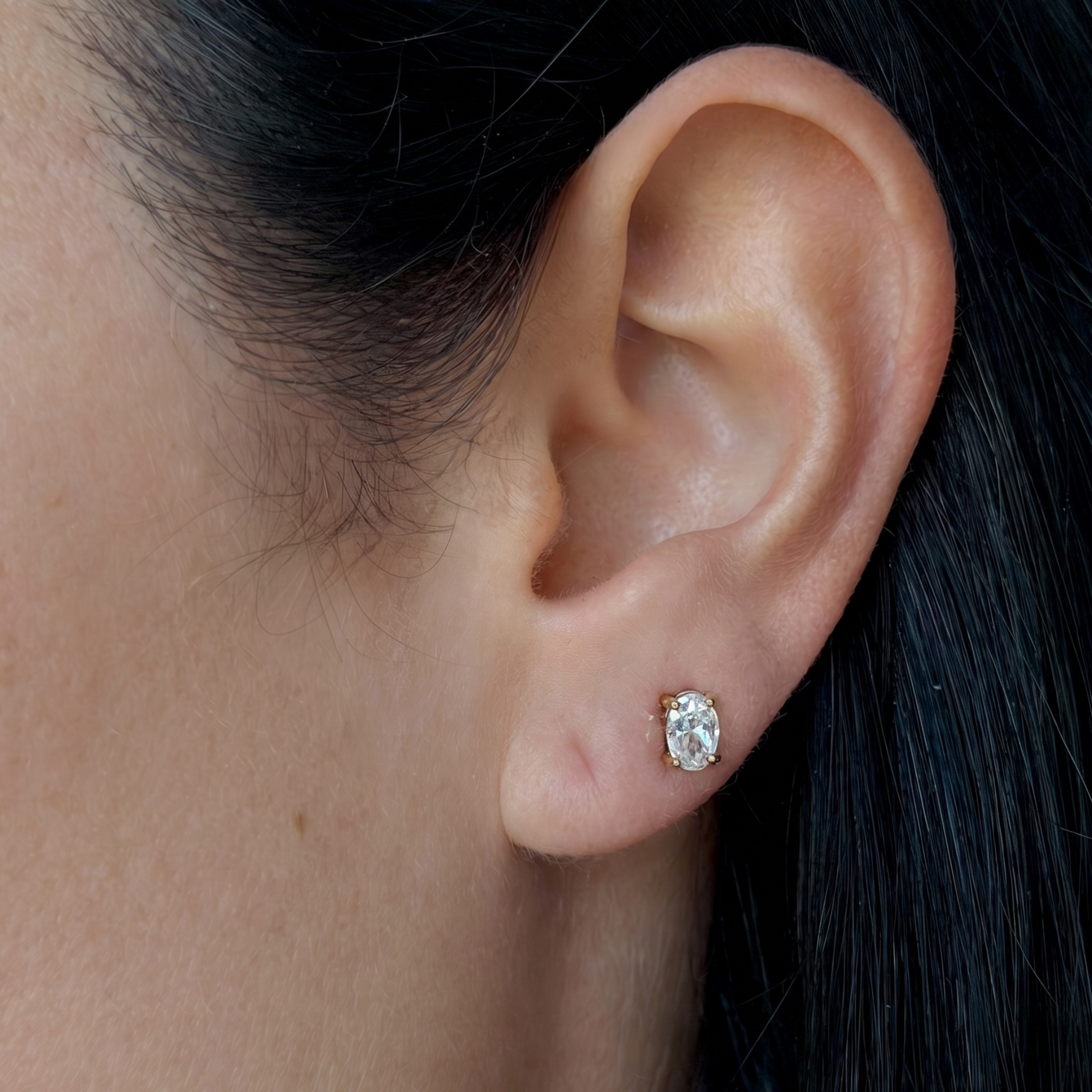 Twinkling Star Oval Stud Earrings - EVRYJEWELS