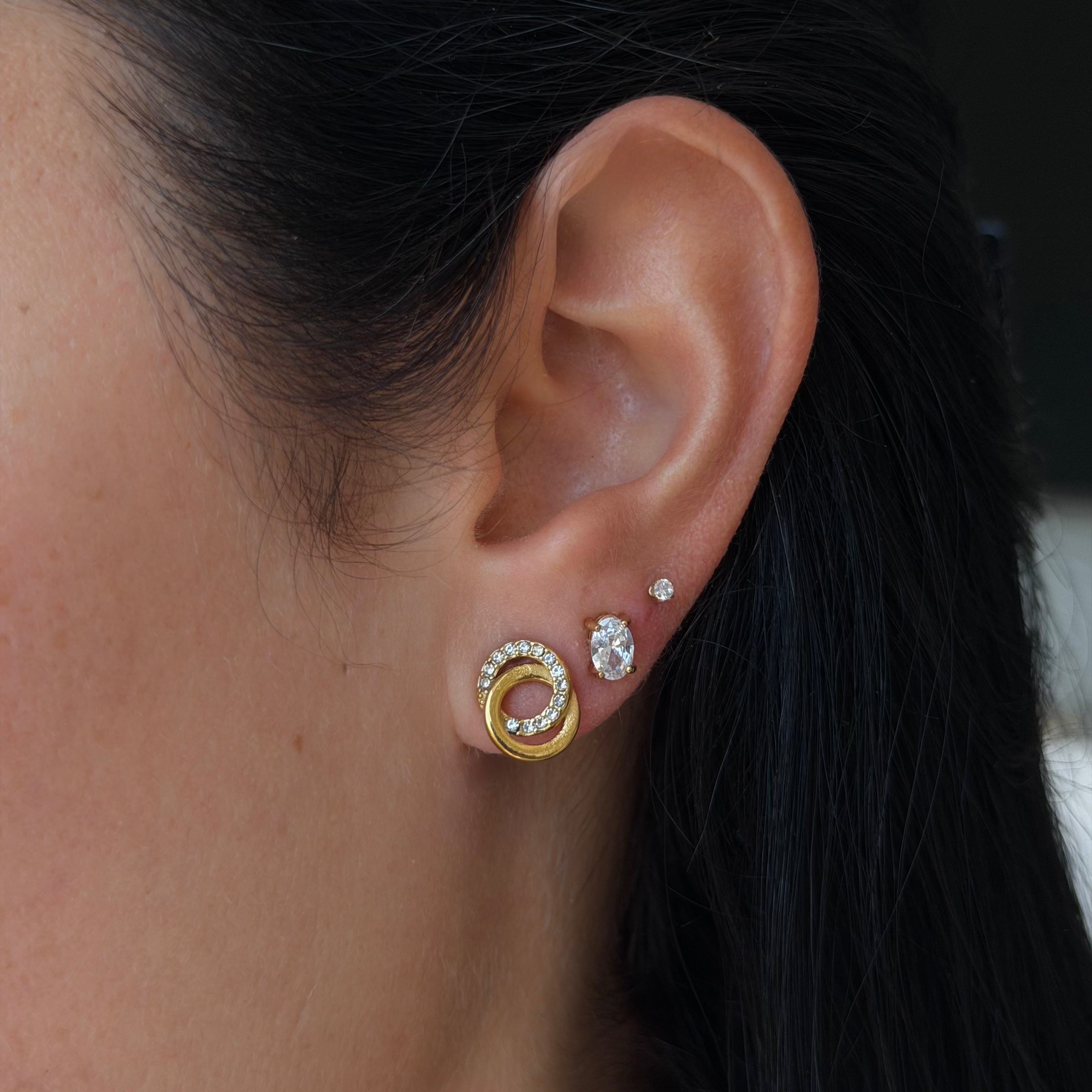 Holly Earrings - EVRYJEWELS