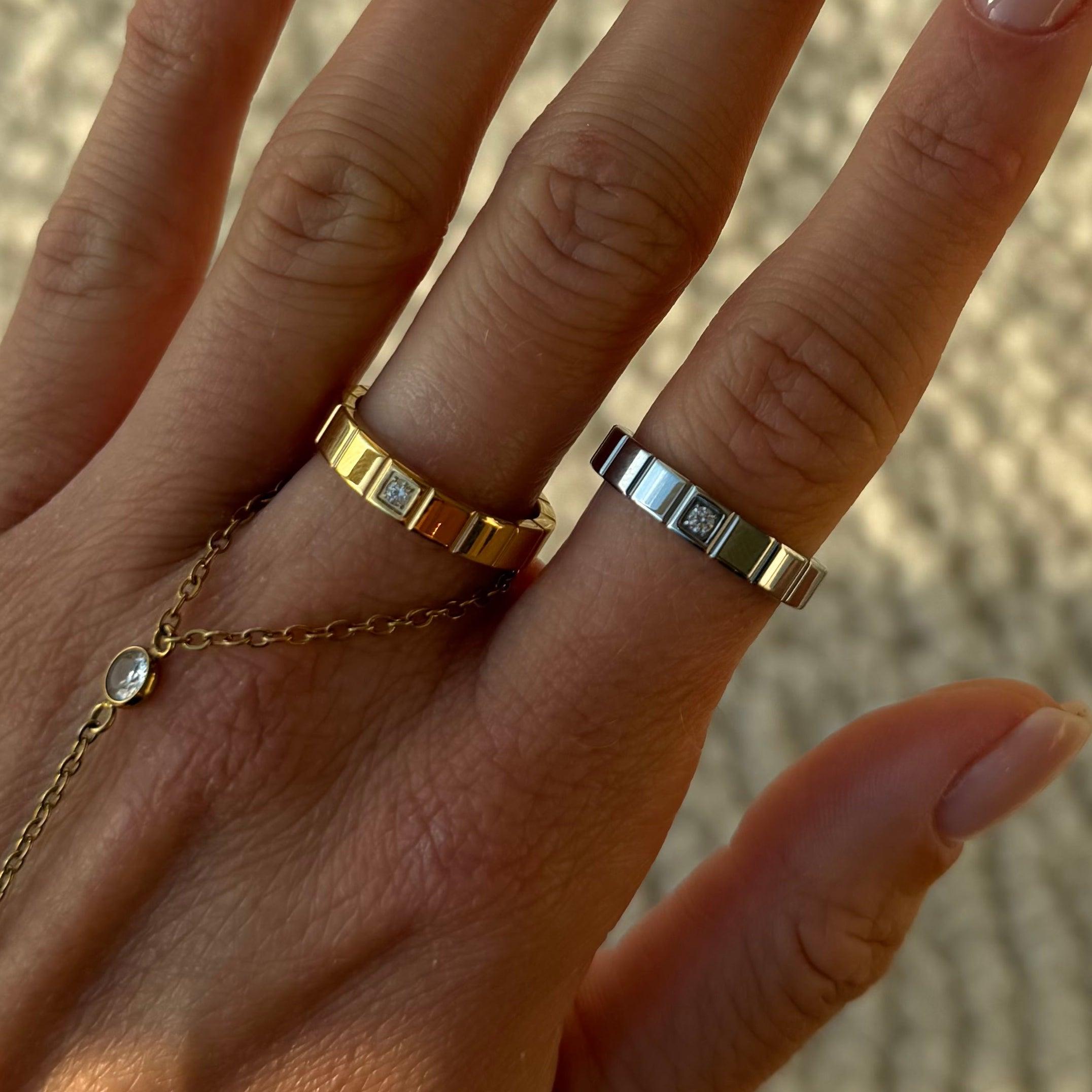 Moonbeam Ring - EVRYJEWELS