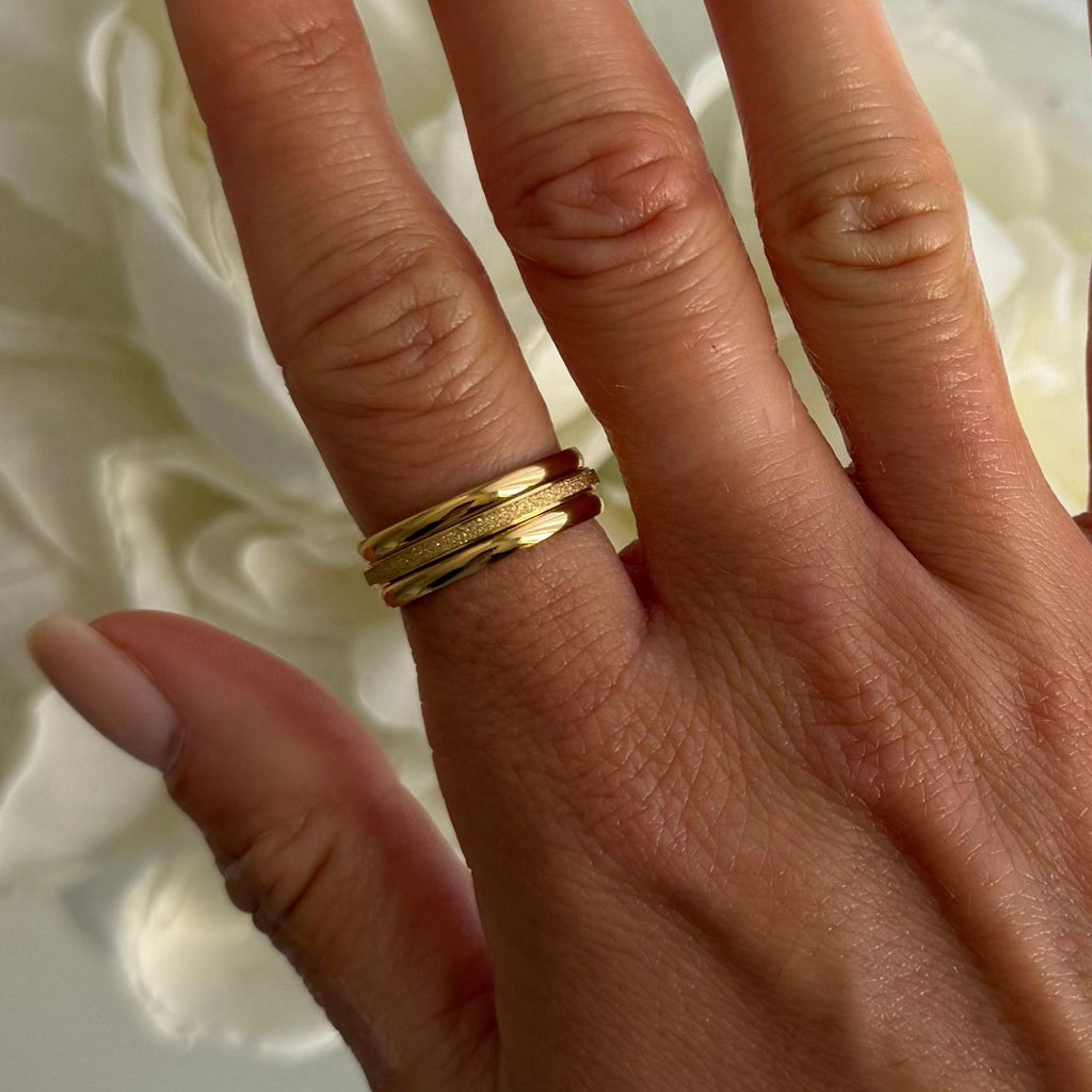 Shimmer Ring Set - EVRYJEWELS