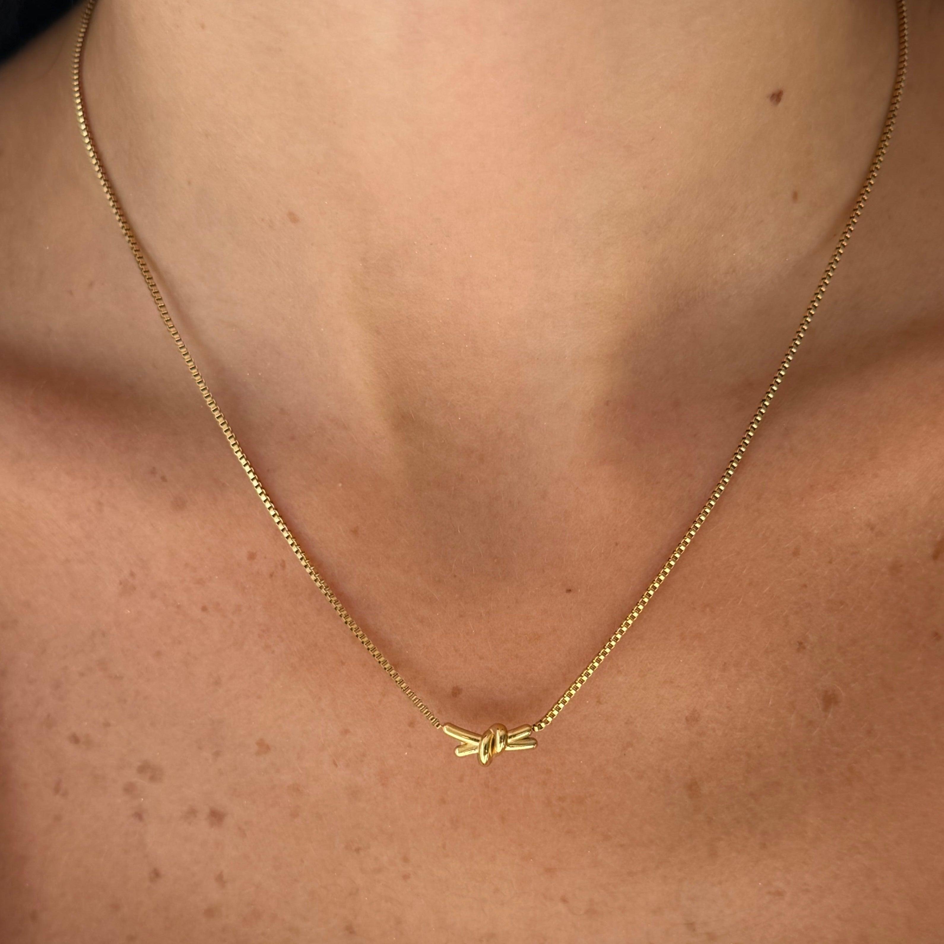 Knotty Babe Necklace - EVRYJEWELS