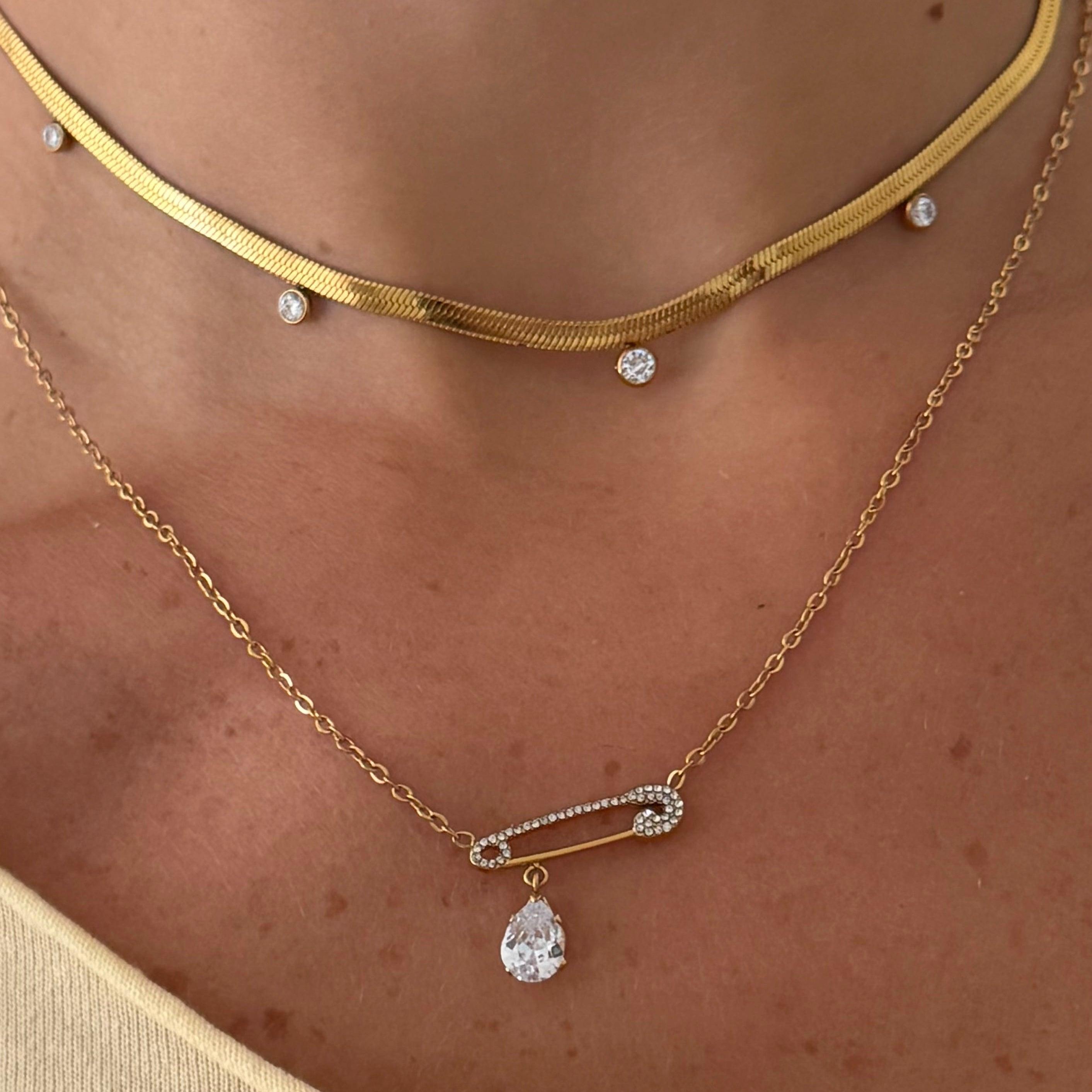 Shiny Pin Necklace