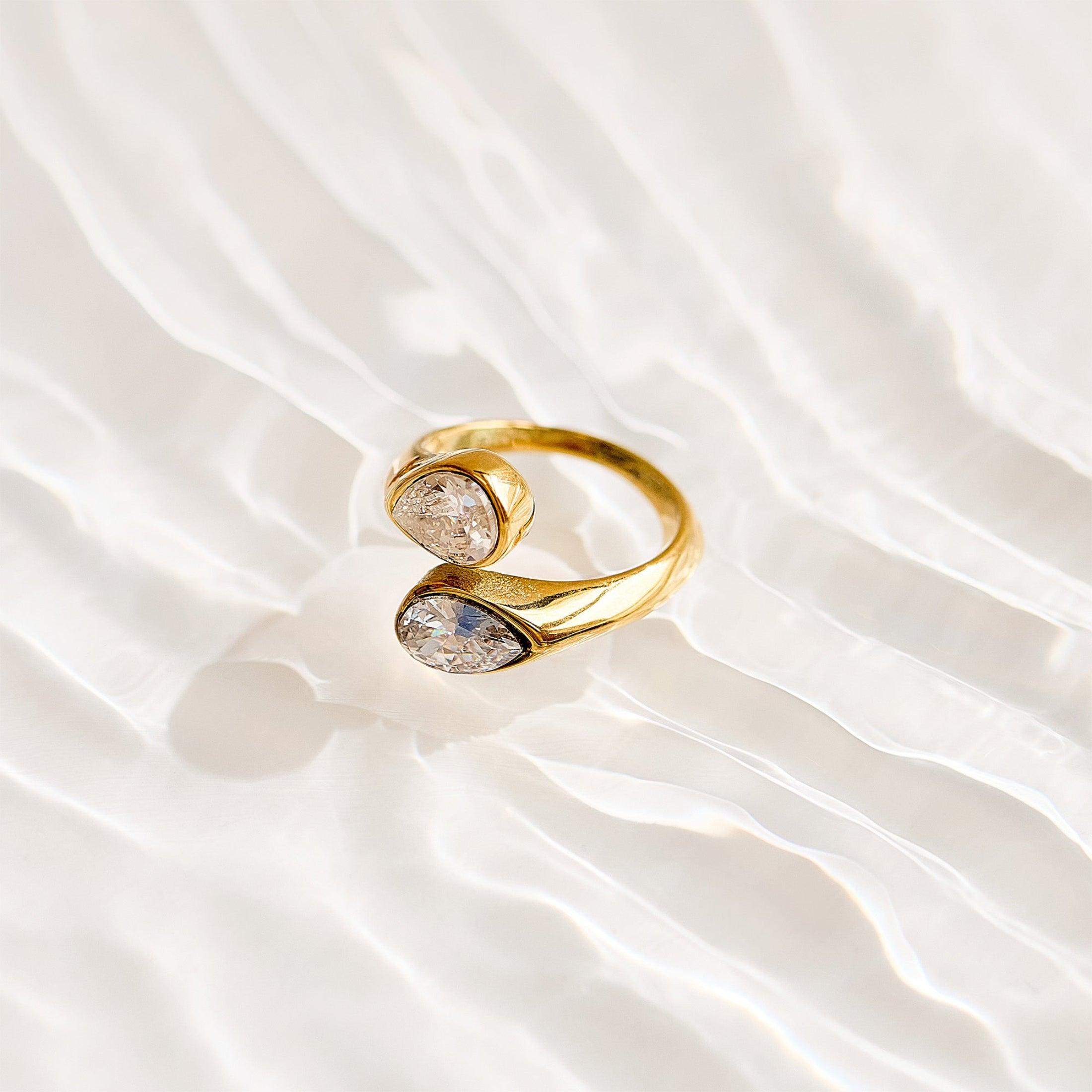 Ivy Ring