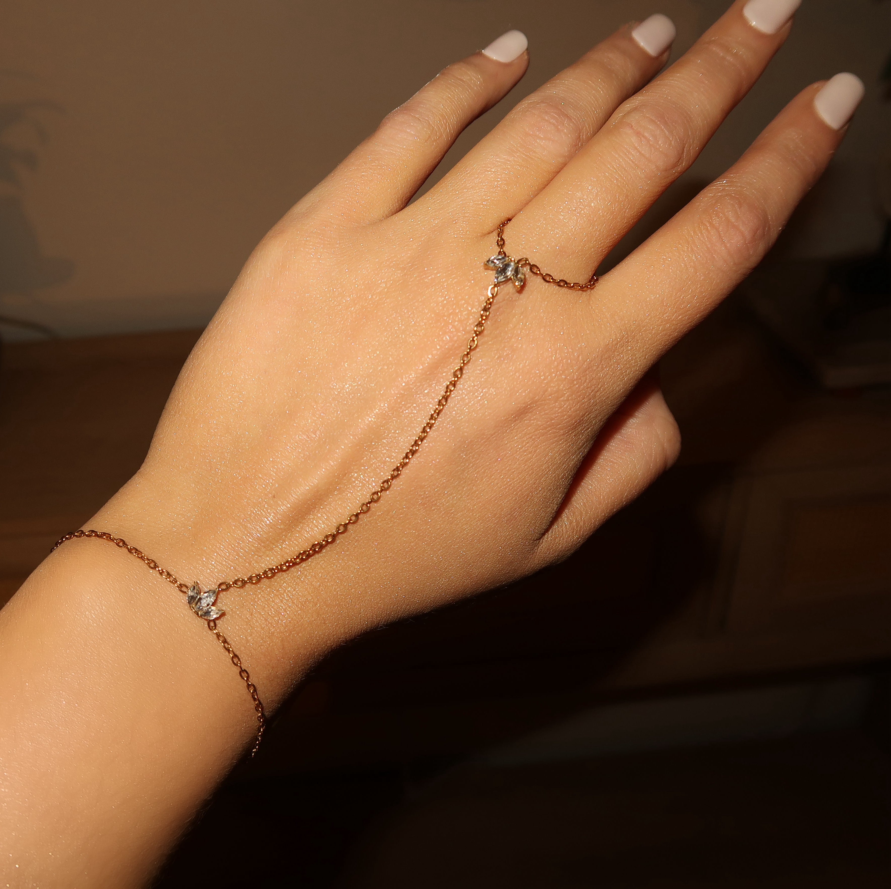 Viral Hand Chains: Anti Tarnish Waterproof - EVRYJEWELS