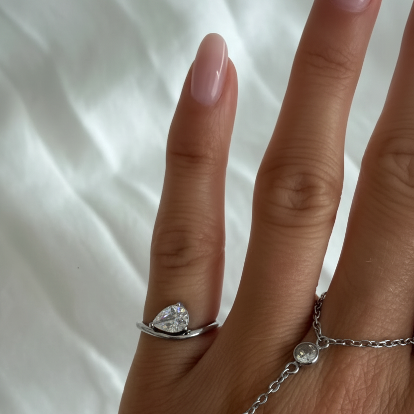 Sweet Swirl Pinky Ring - EVRYJEWELS