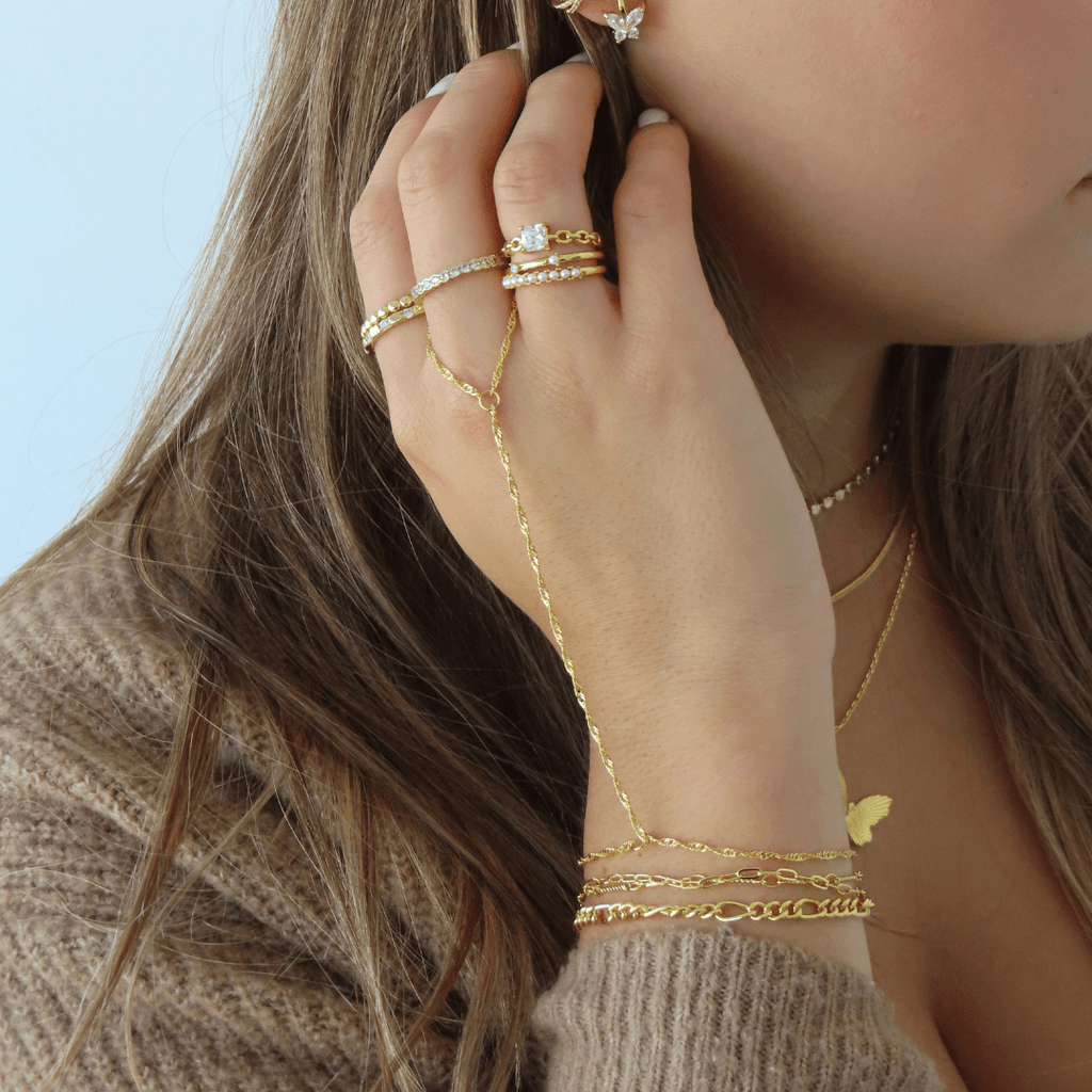That Girl Hand Chain - EVRYJEWELS