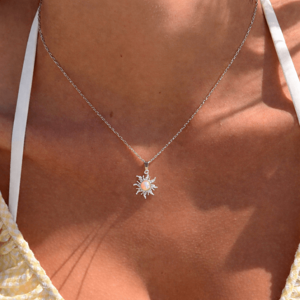 Aurora Sun Necklace - EVRYJEWELS