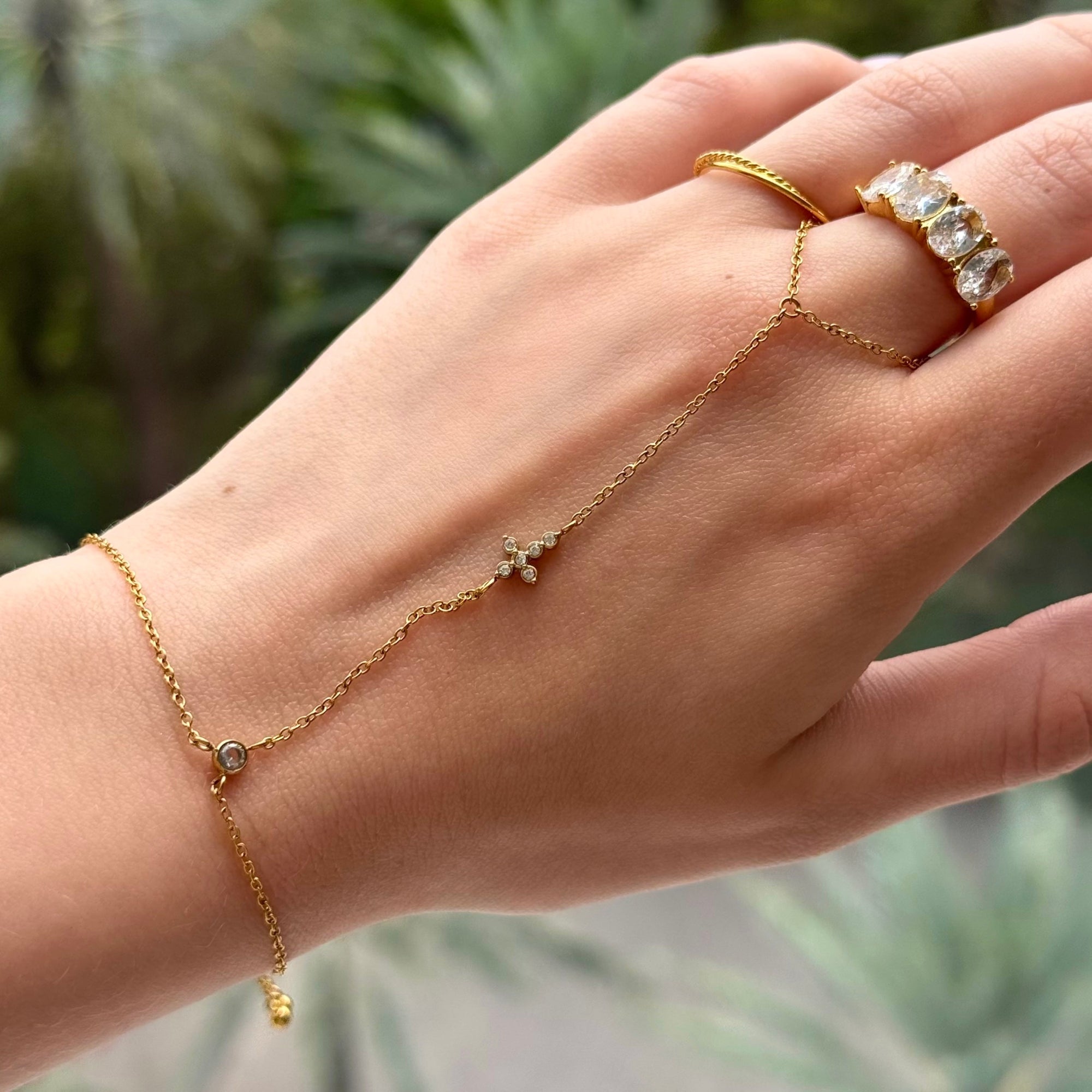 The Slide On Hand Chain Collection - EVRYJEWELS