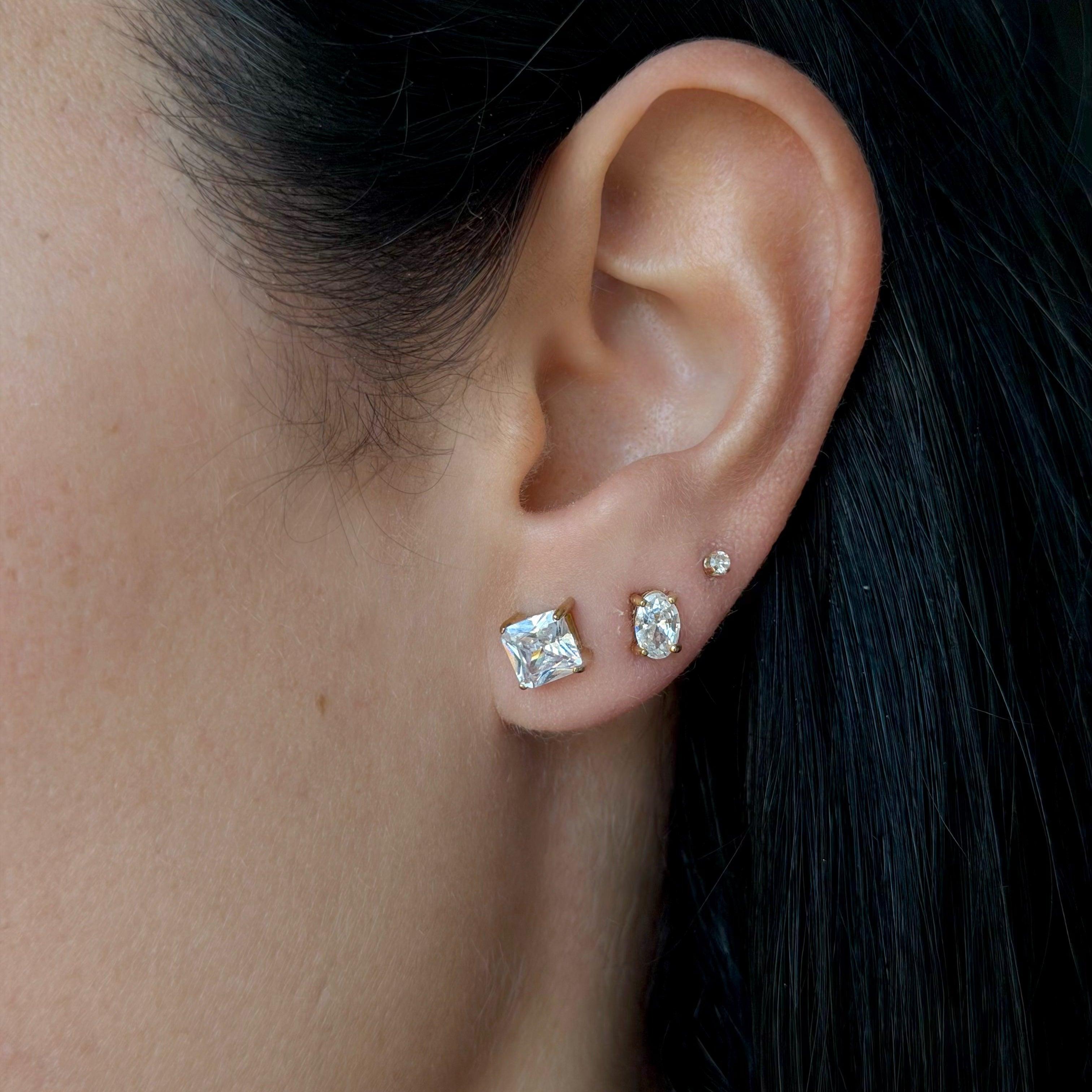 Madonna Square Stud Earrings