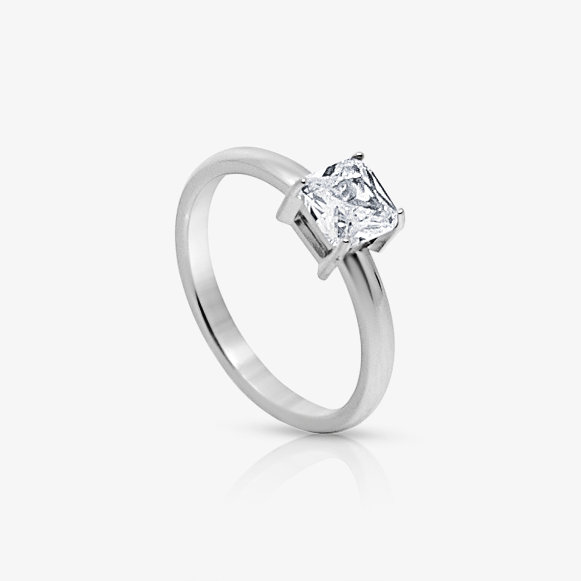 Red Carpet Ring - EVRYJEWELS